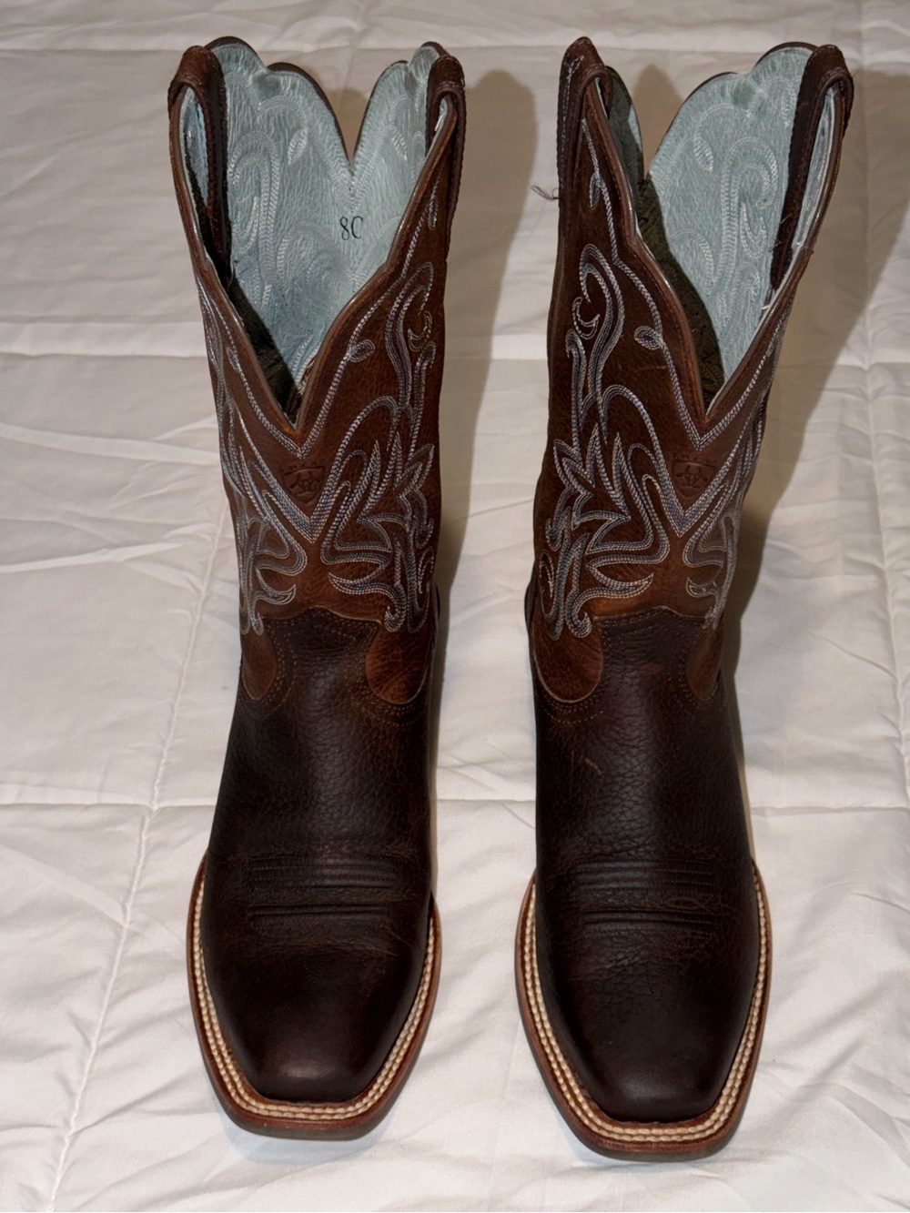 Ariat Brown Leather Western Heeled Boots with Light Stitching